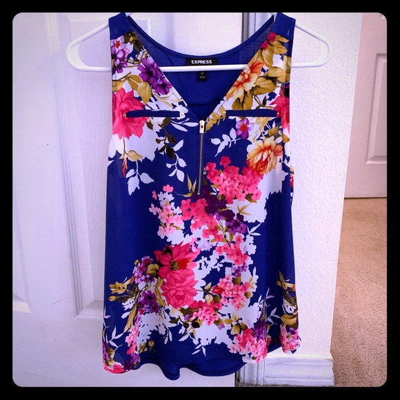 Express Floral Top - Picture 1 of 5